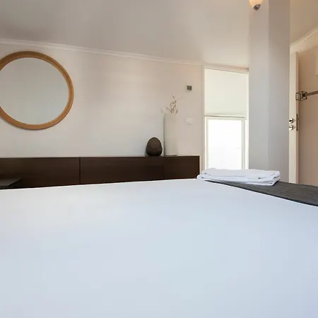 Liberty Penthouse By Lu *